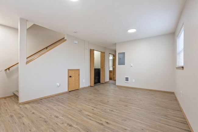 Photo - Spacious 2-Bedroom/1.5 bathroom in SE Portland