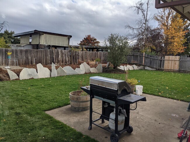 Photo - 3096 Circle Wood Dr