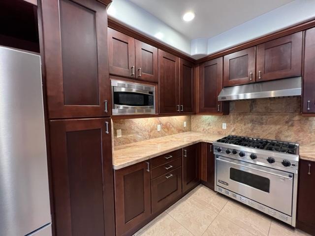 Photo - 135 S Swall Dr Unit 304