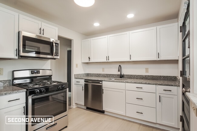 Photo - 716 Bittersweet Rd