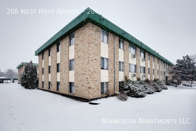 Photo - Recently Updated 1 Bedroom with Courtyard ... Unit 204