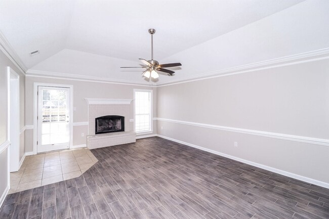 Photo - 1261 Fox Trace Dr