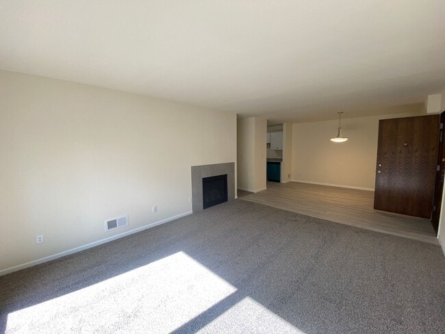 3 Bedroom Condo - 3 Bedroom Condo