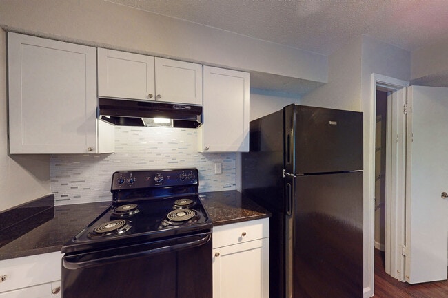 Photo - Azure Place Apartments