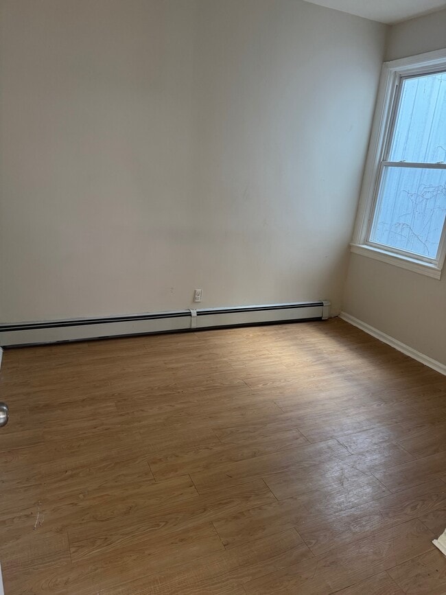 Photo - 92 Maple St Unit 2