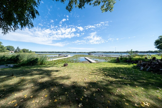112 Peninsula Rd