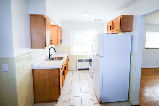 5001 Madison Rd Unit 2