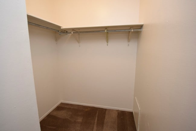 Silver Creek Apartments