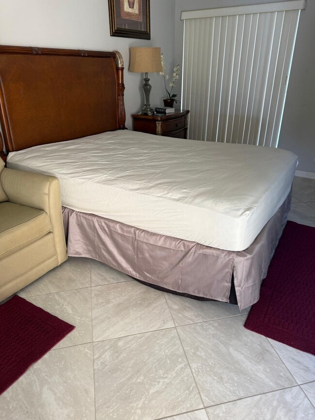 Photo - 8029 Carnoustie Plz Unit 4211 Side B