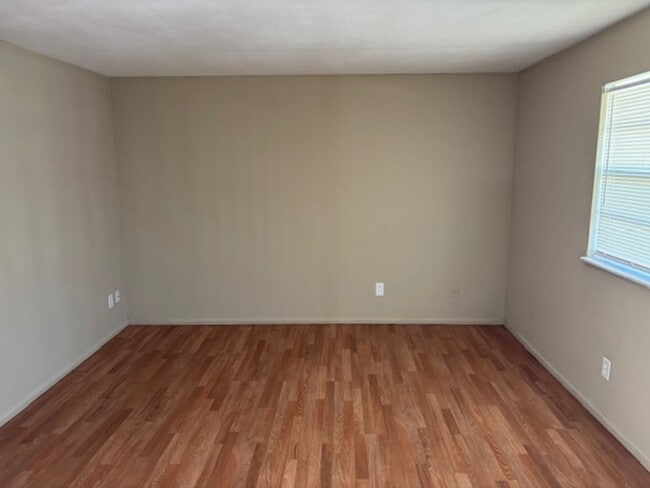 Photo - 104 Lee Dr Unit 104 #4