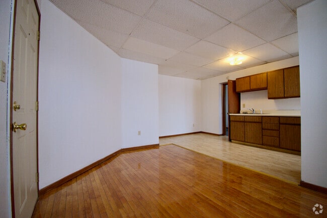 Building Photo - 222 4th St S Rental