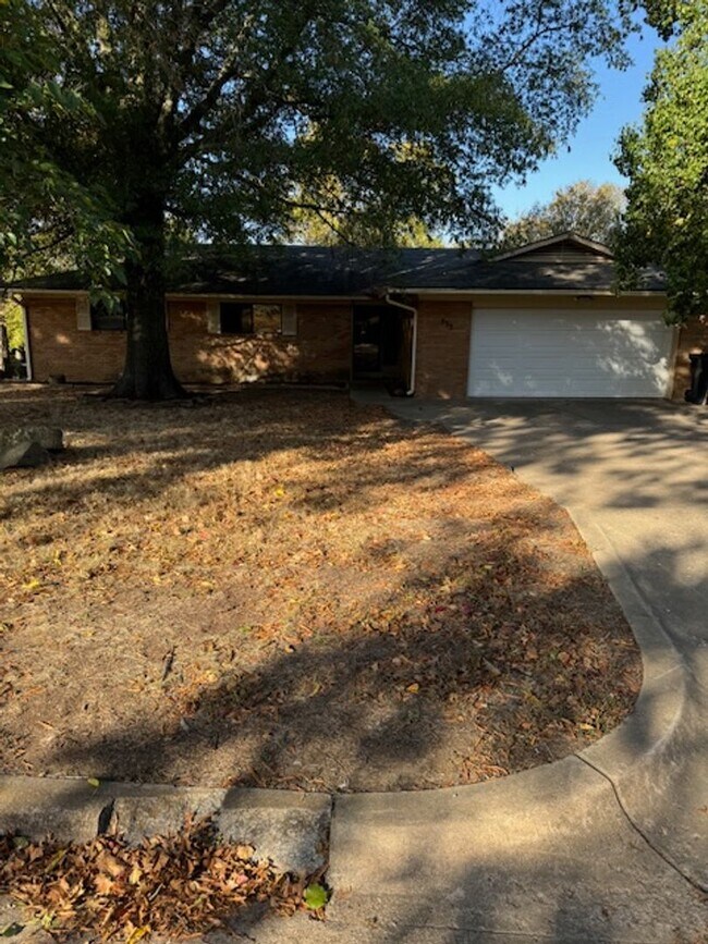 Photo - Cute 3 Bedroom 2.5 Bath home