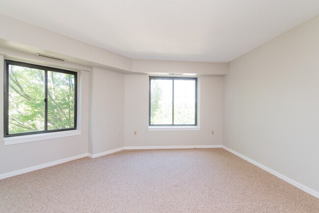 Photo - 2111 Wisconsin Ave NW Unit 325