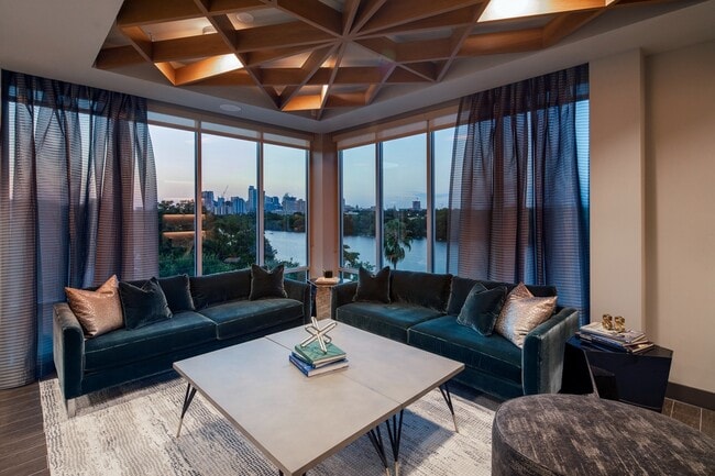 Amli South Shore - Phase II Lounge area - sunset view