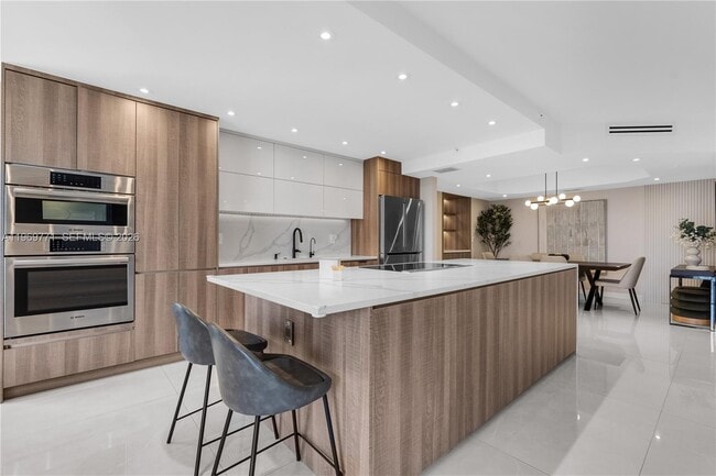 Photo - 20191 E Country Club Dr Unit 1603