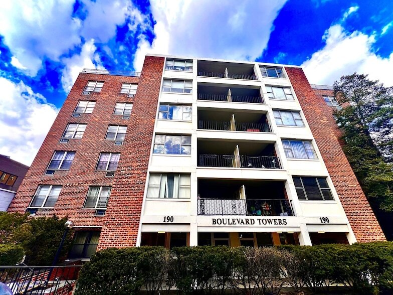 Photo - 190 1st St Condo Unit 5B