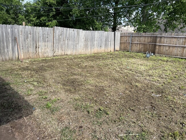 Photo - 2241 Donna Dr Casa