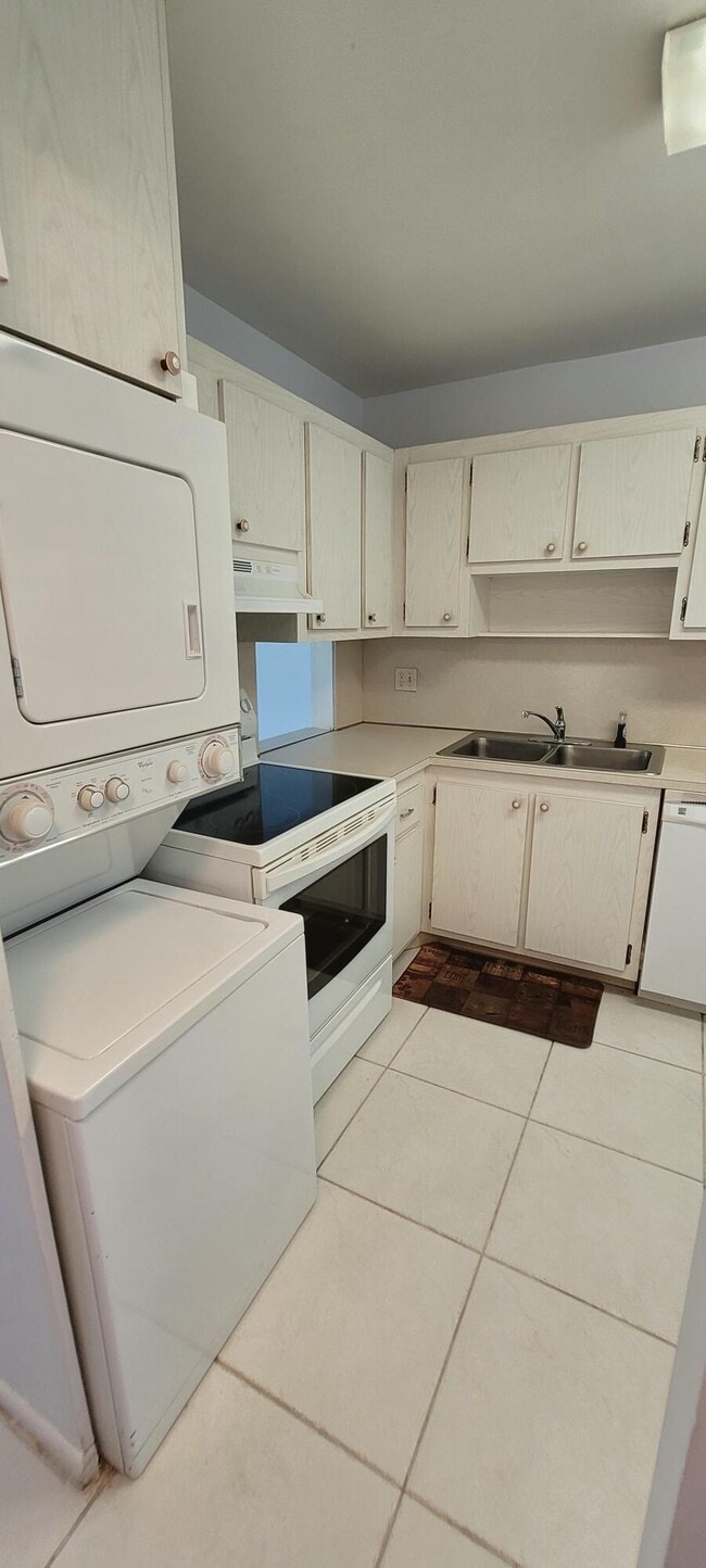 Photo - 4793 Esedra Ct Unit 208