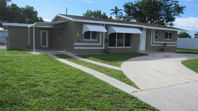 Building Photo - 3151 SW 37th Terrace