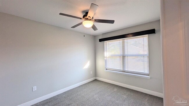 Photo - 4417 Fiske St