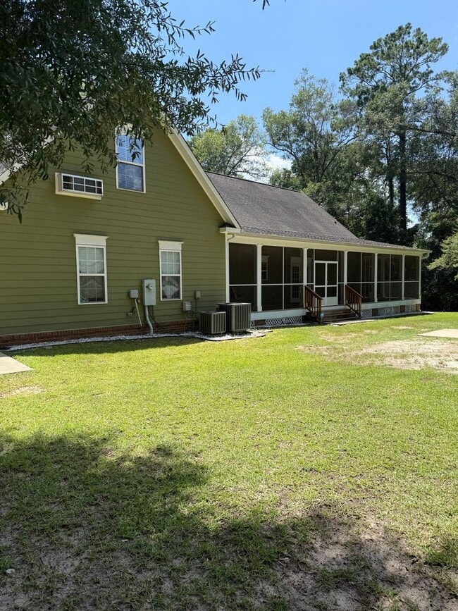 Photo - 209 Pineridge Dr