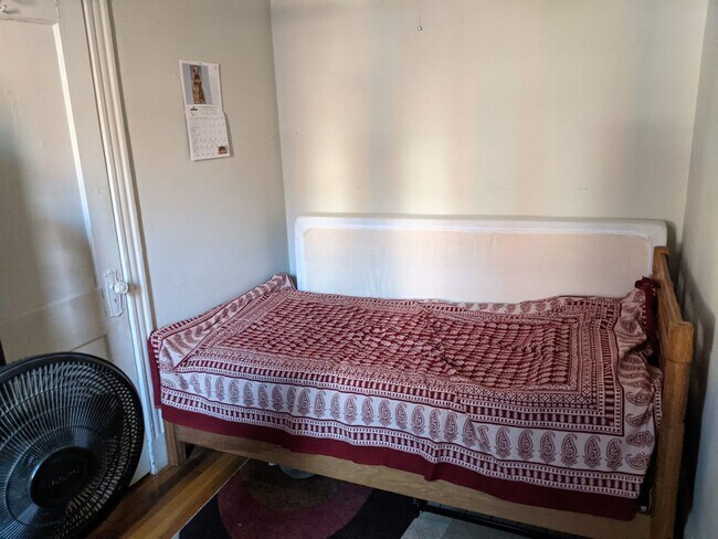 Photo - HOT MISSION HILL LISTING!!!!