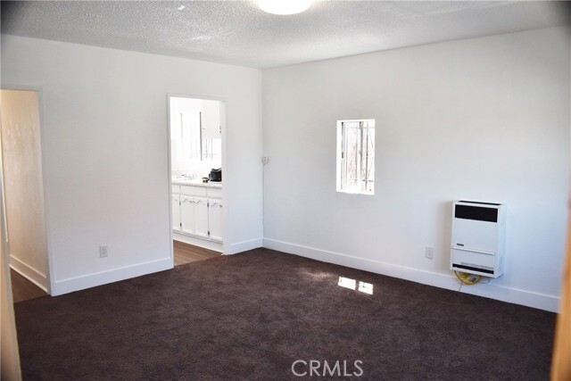 Photo - 1014 W 47th St Apartment Unit 1014.5