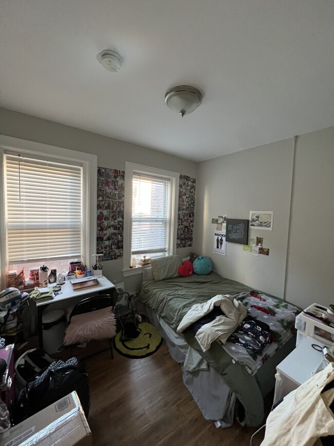 Photo - 242 Hemenway St