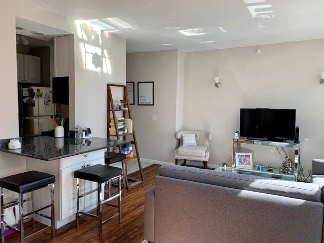 Photo - 630 N State St Unit 2207