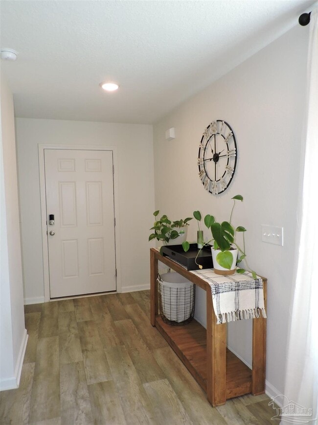 Photo - 5840 Paddock Way