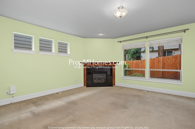 Photo - Beautiful Three Bedroom Home in Bethany - Available Now!