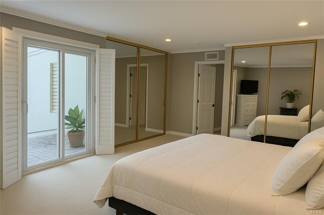 Photo - 605 Shasta Ln Townhome
