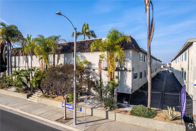 Photo - 1261-1281 Rosecrans Ave.