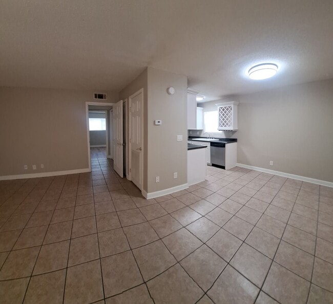 Photo - 1 BD/1 BA Unit 195