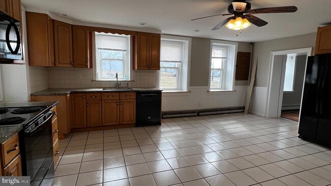 Photo - 135 Hoffmansville Rd