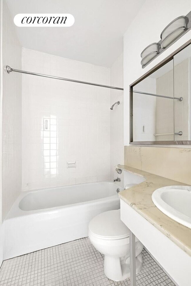 Photo - 45 E 89th St