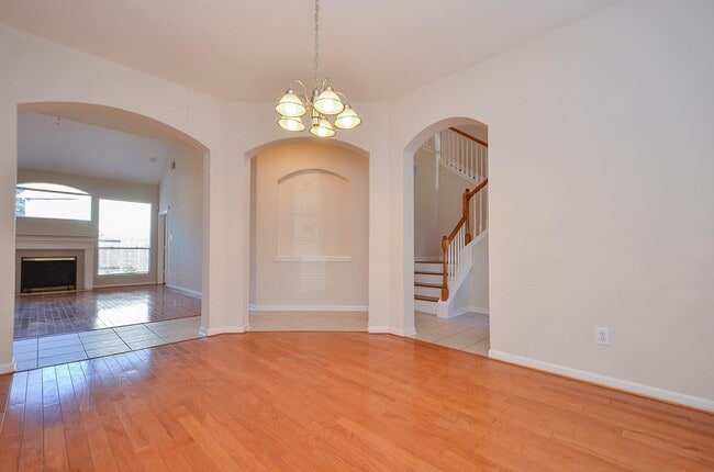 Photo - 5519 Poundstone Ct