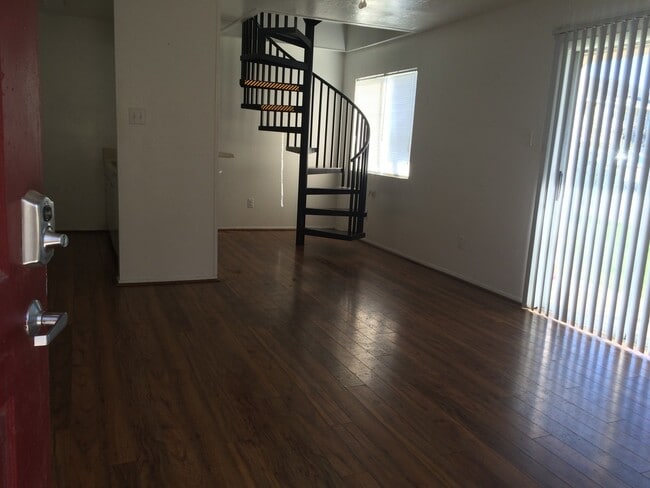 Photo - 2617PR Unit C