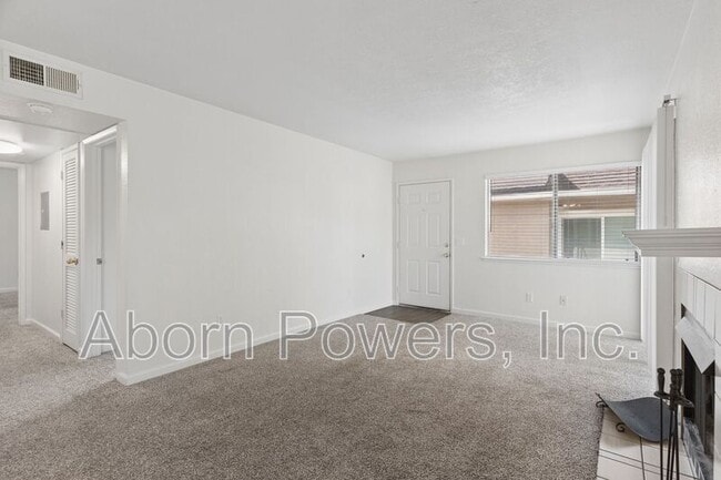 Photo - 2529 Greenwood Ln