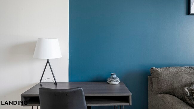 Photo - 1090 Haysboro Ave Unidad 205