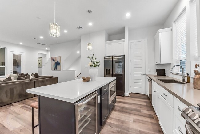 Photo - 2804 Grand Fountains Dr