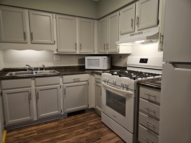 Cocina - 308 Franklin Ave Unidad #4