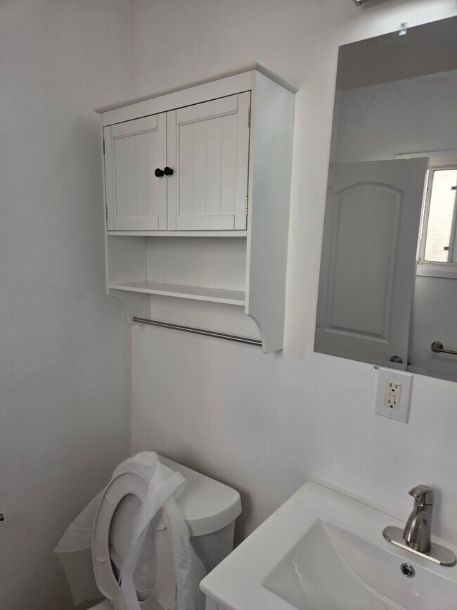 Photo - 4008 Rockwood St Unit Rockwood