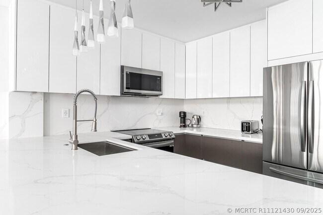 3725 S Ocean Dr Unit 1203