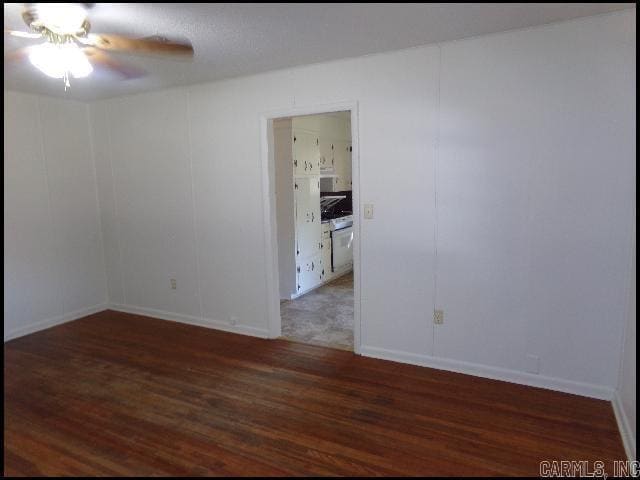 Photo - 107 S Holly St