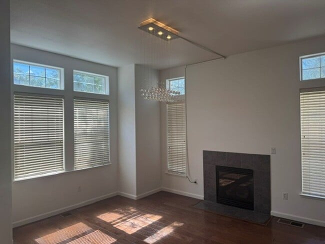 Photo - 3530 Brassie Dr
