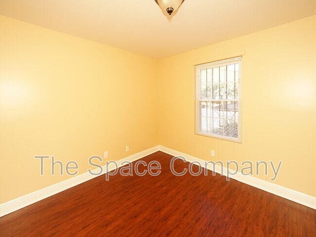 Photo - 995 King St Unidad C