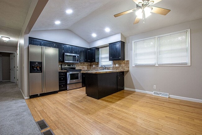 Photo - 3 Bedroom / 1.5 Bath in LaVista!!