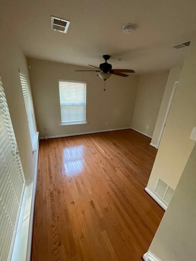 Building Photo - 5540 Lanier Ave Rental