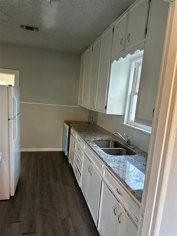 Photo - 2550 S 21st St